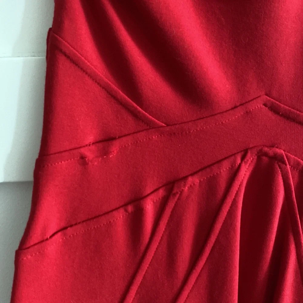 Red Diane von Furstenberg sheath dress, size 4 - Picture 6 of 7